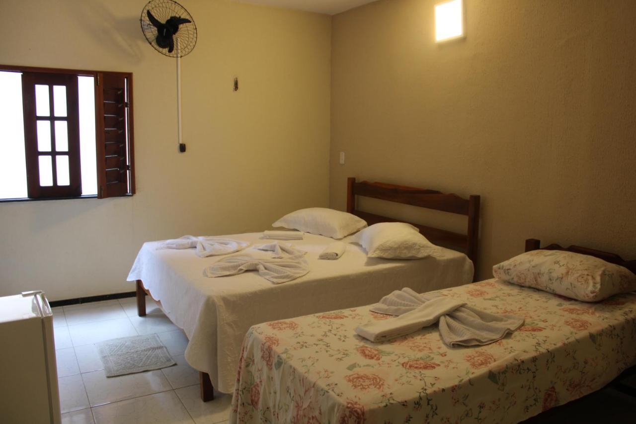 Hotel Cantinho Das Flores Guaramiranga Buitenkant foto