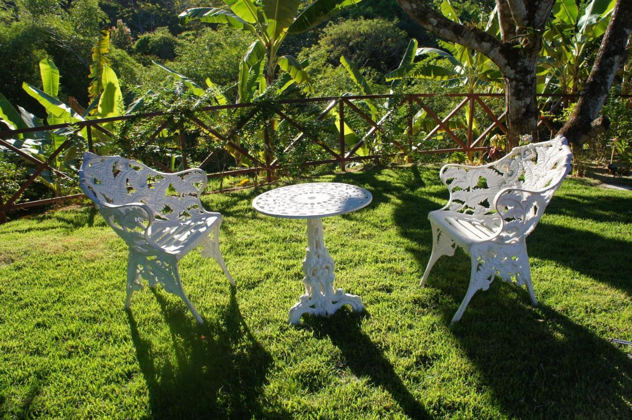 Hotel Cantinho Das Flores Guaramiranga Buitenkant foto