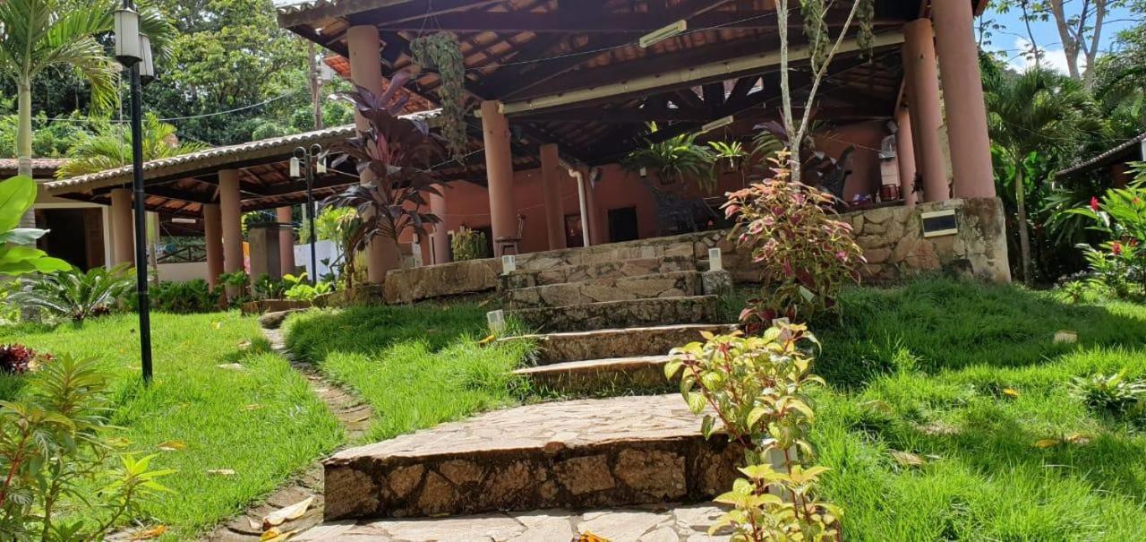 Hotel Cantinho Das Flores Guaramiranga Buitenkant foto