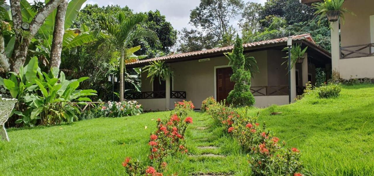 Hotel Cantinho Das Flores Guaramiranga Buitenkant foto