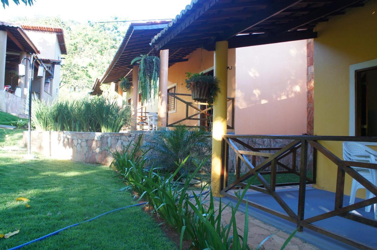 Hotel Cantinho Das Flores Guaramiranga Buitenkant foto